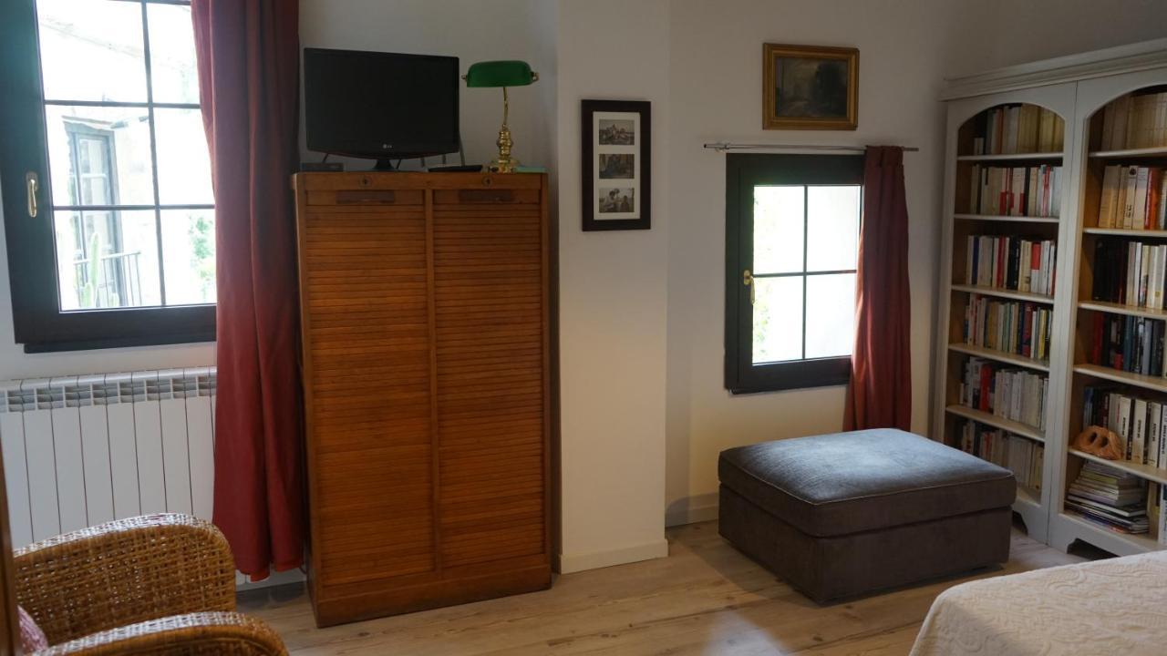 La Libellula Rossa Bed & Breakfast Erli Bagian luar foto
